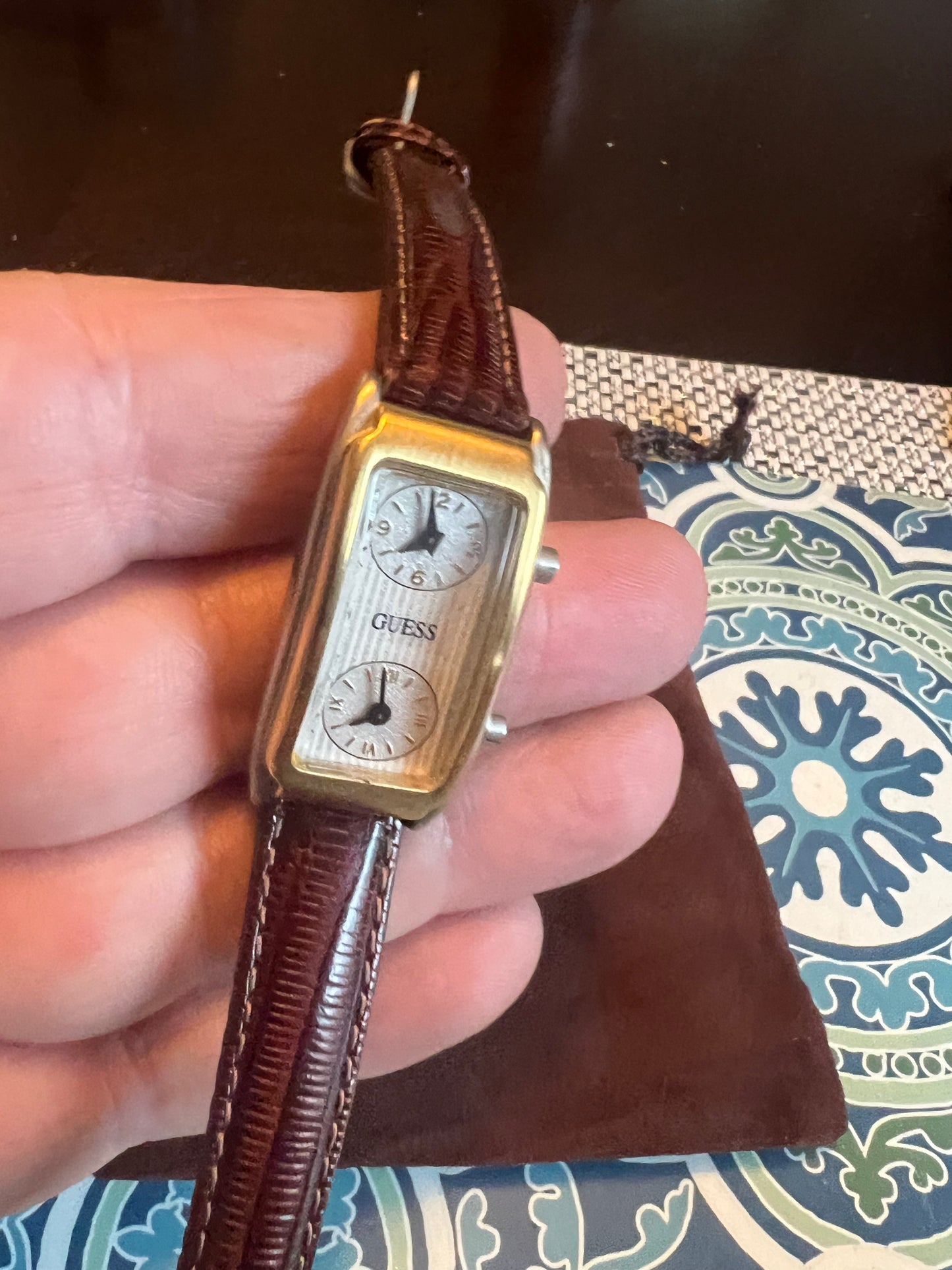 Dainty 90’s Guess two time zone watch