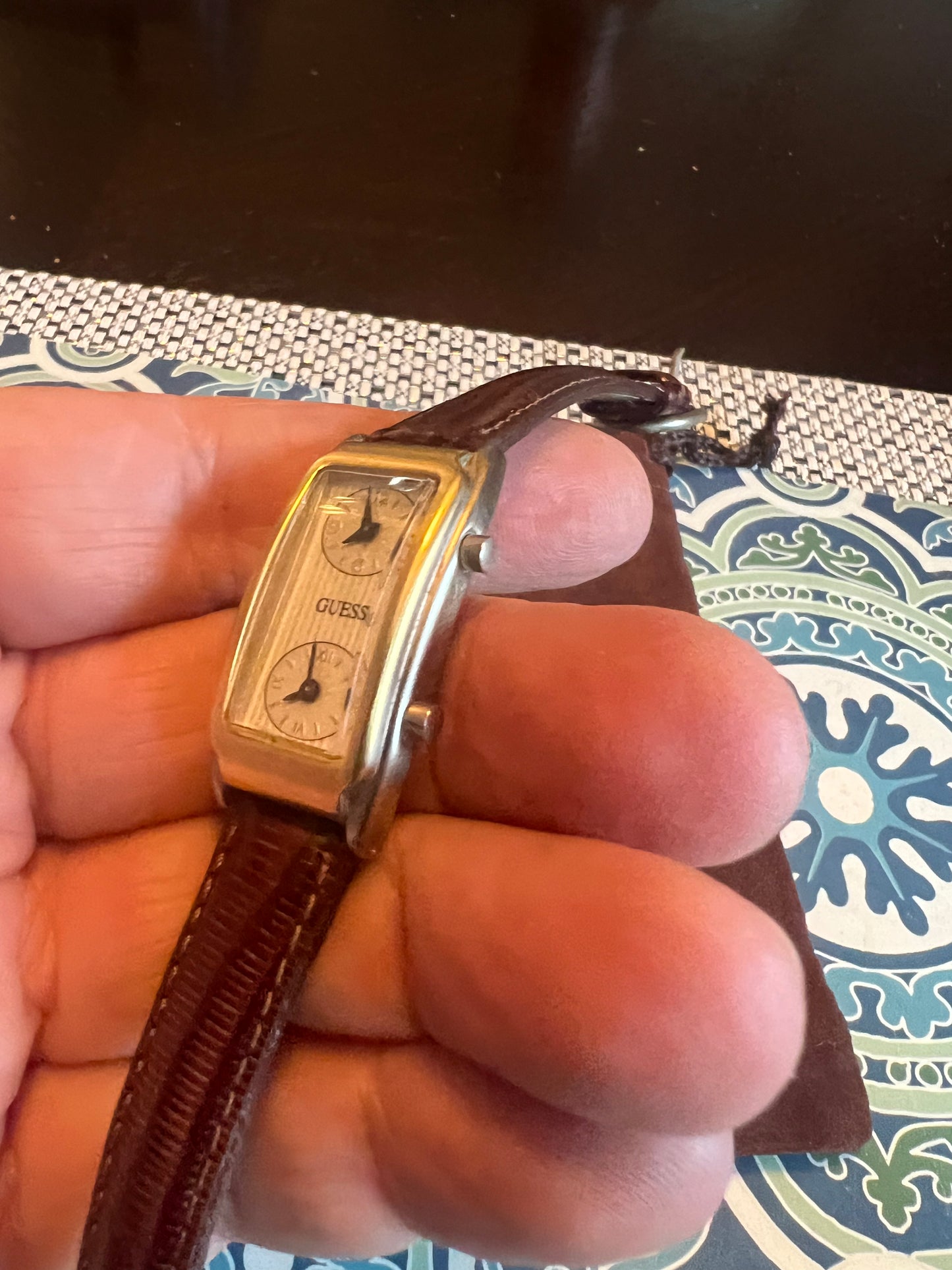 Dainty 90’s Guess two time zone watch