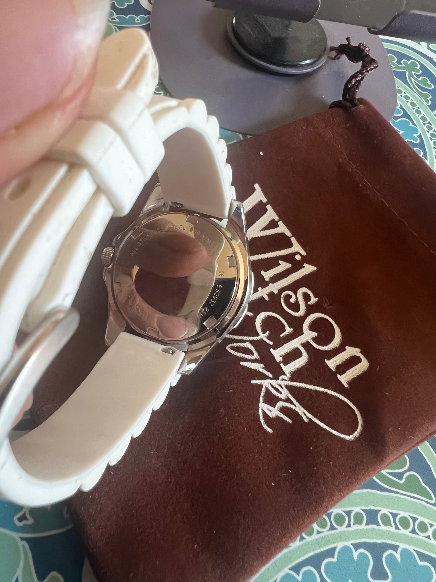 Ladies Fossil White Diver Watch rotating bezel