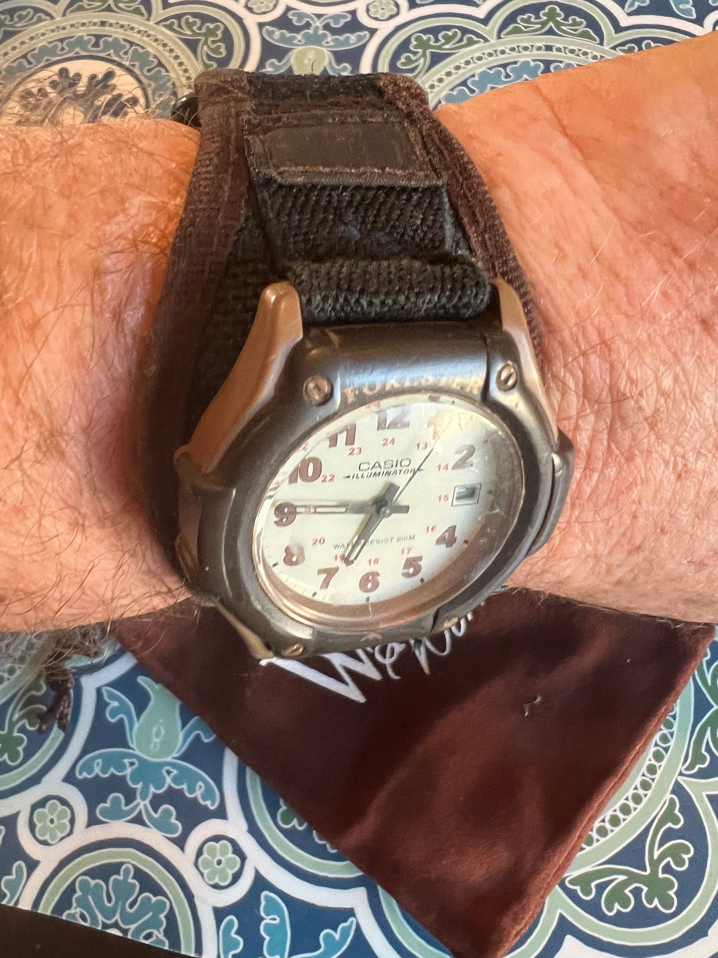 Men’s vintage Casio Forester brown/tan B5