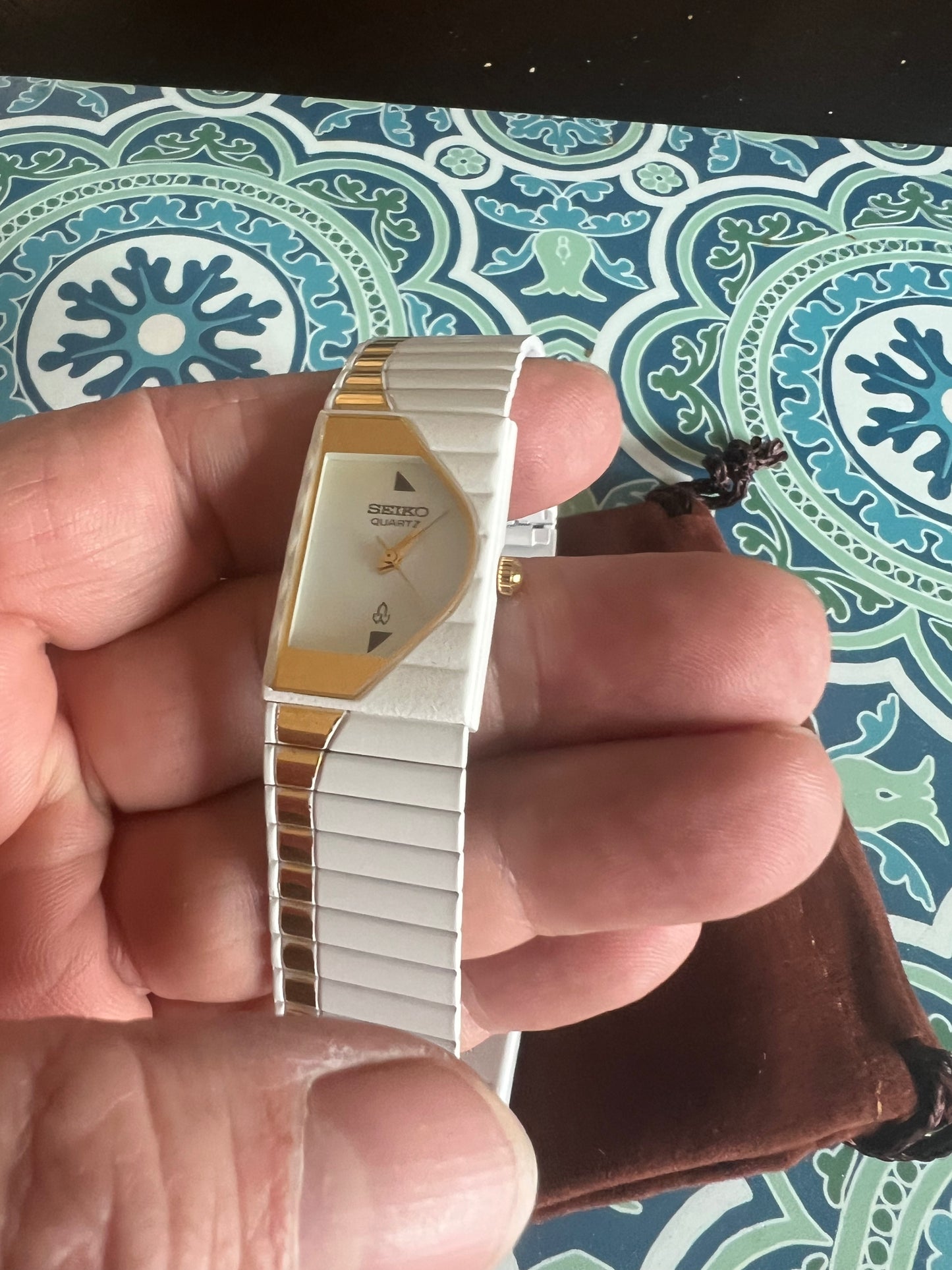 Vintage Seiko ladies “piano” watch b6