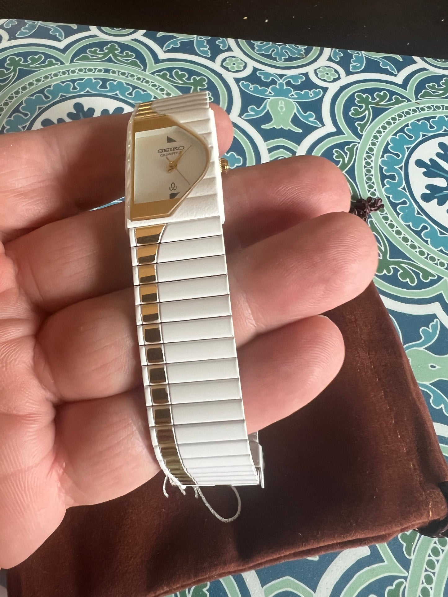 Vintage Seiko ladies “piano” watch b6