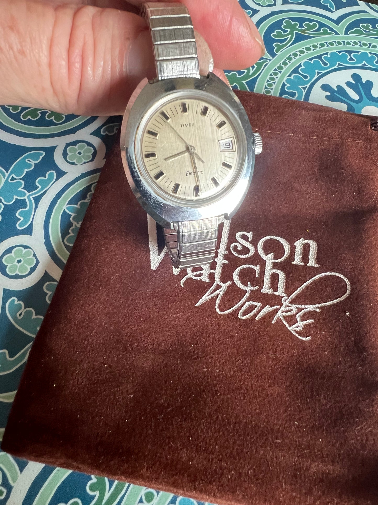 Vintage Timex ladies watch 1969 runs great B6