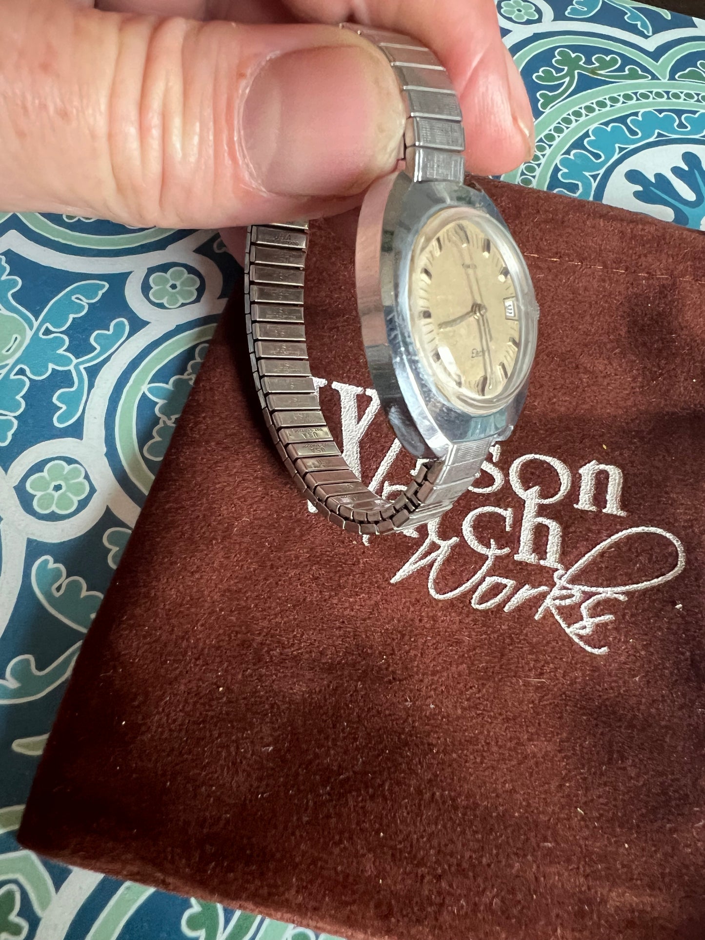 Vintage Timex ladies watch 1969 runs great B6