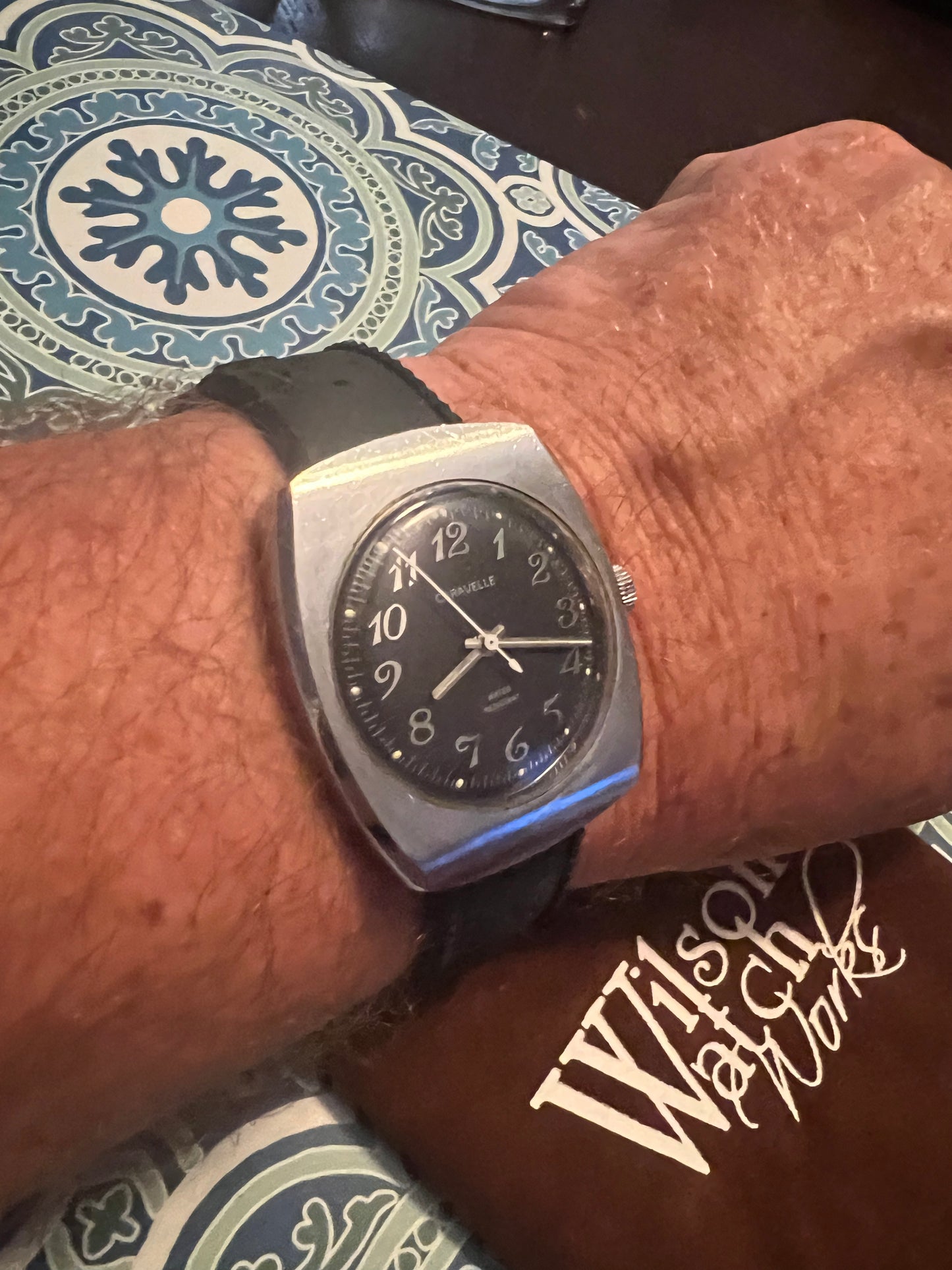 1970 Caravelle men’s winding watch. Excellent condition, Tropic style strap, runs perectly. B8