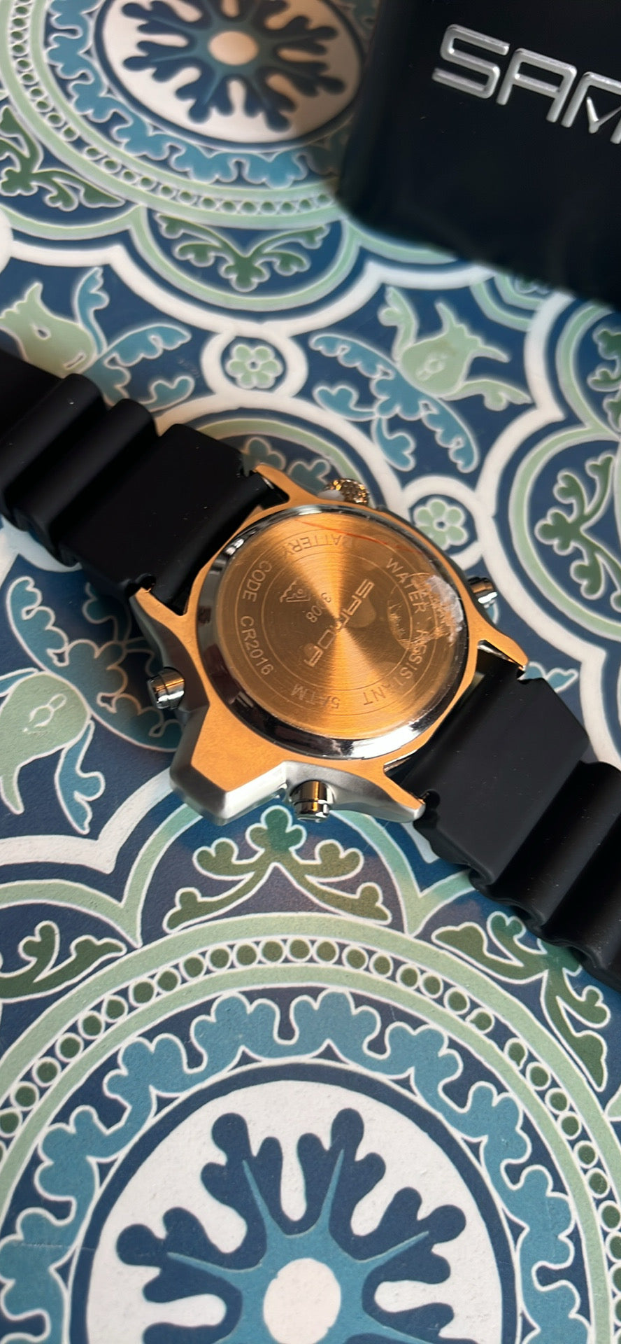 Sanda Men’s digi-analog yellow dial sport watch