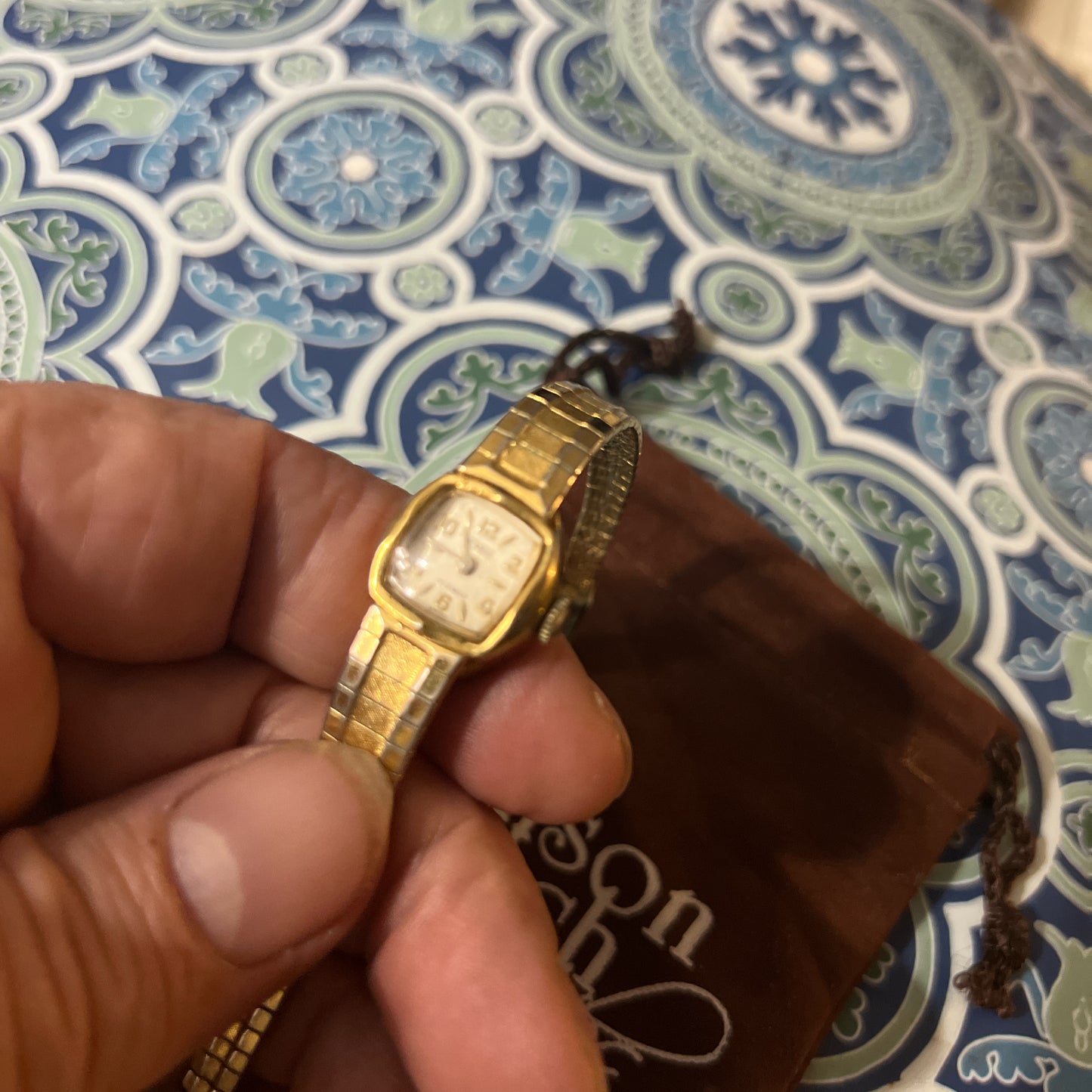 1940’s vintage dainty Seamag winding watch runs perfectly