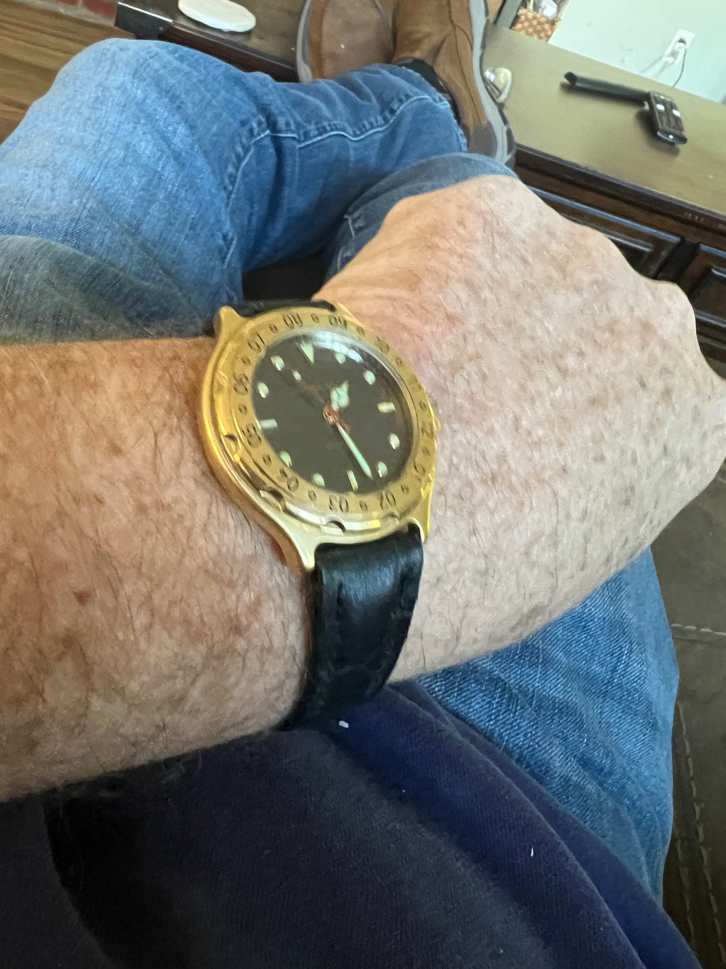 Men’s 90’s vibe Sharper Image Watch