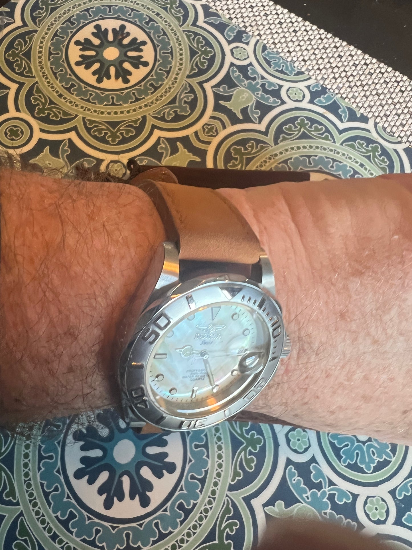 Men’s Invicta 2553 Swiss made watch