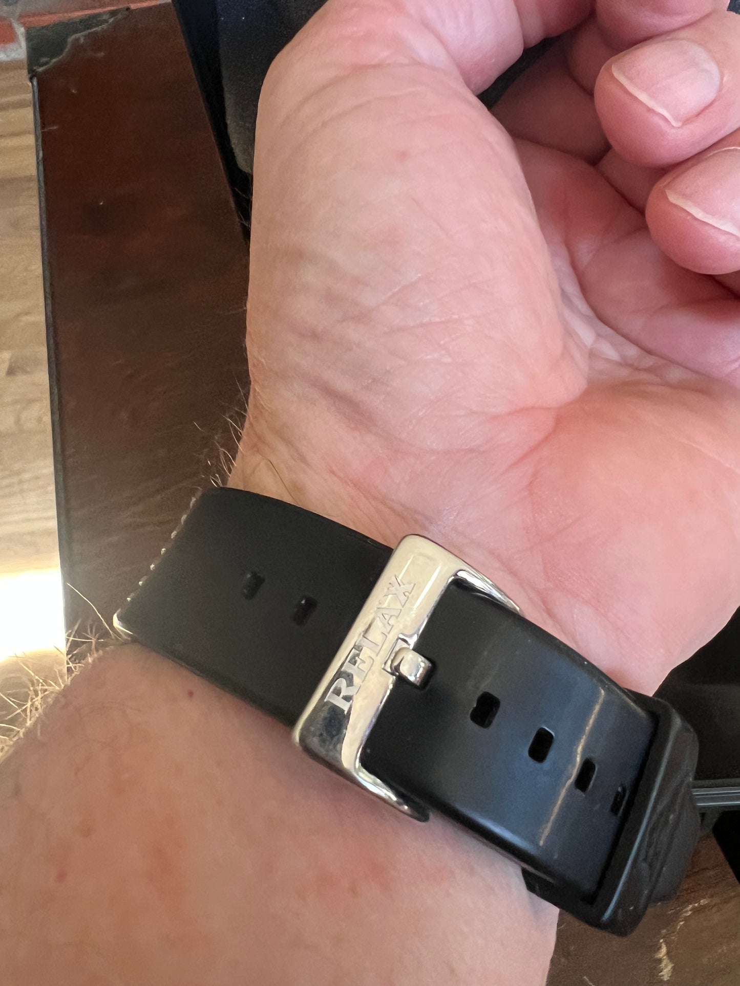 Tommy Bahama men’s Relax Chronograph diver watch