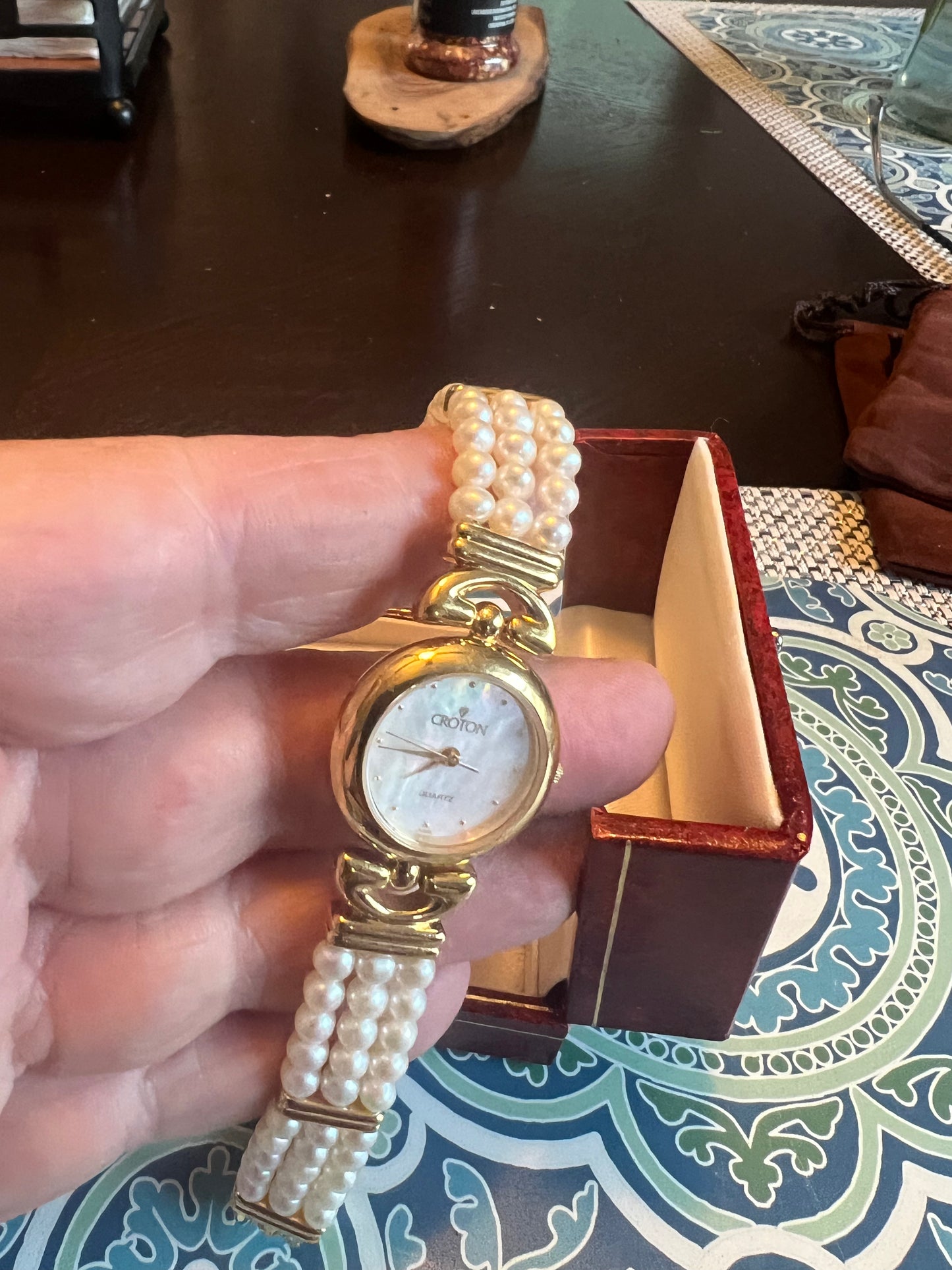 Vintage Croton ladies mother of pearl dial gold tone watch