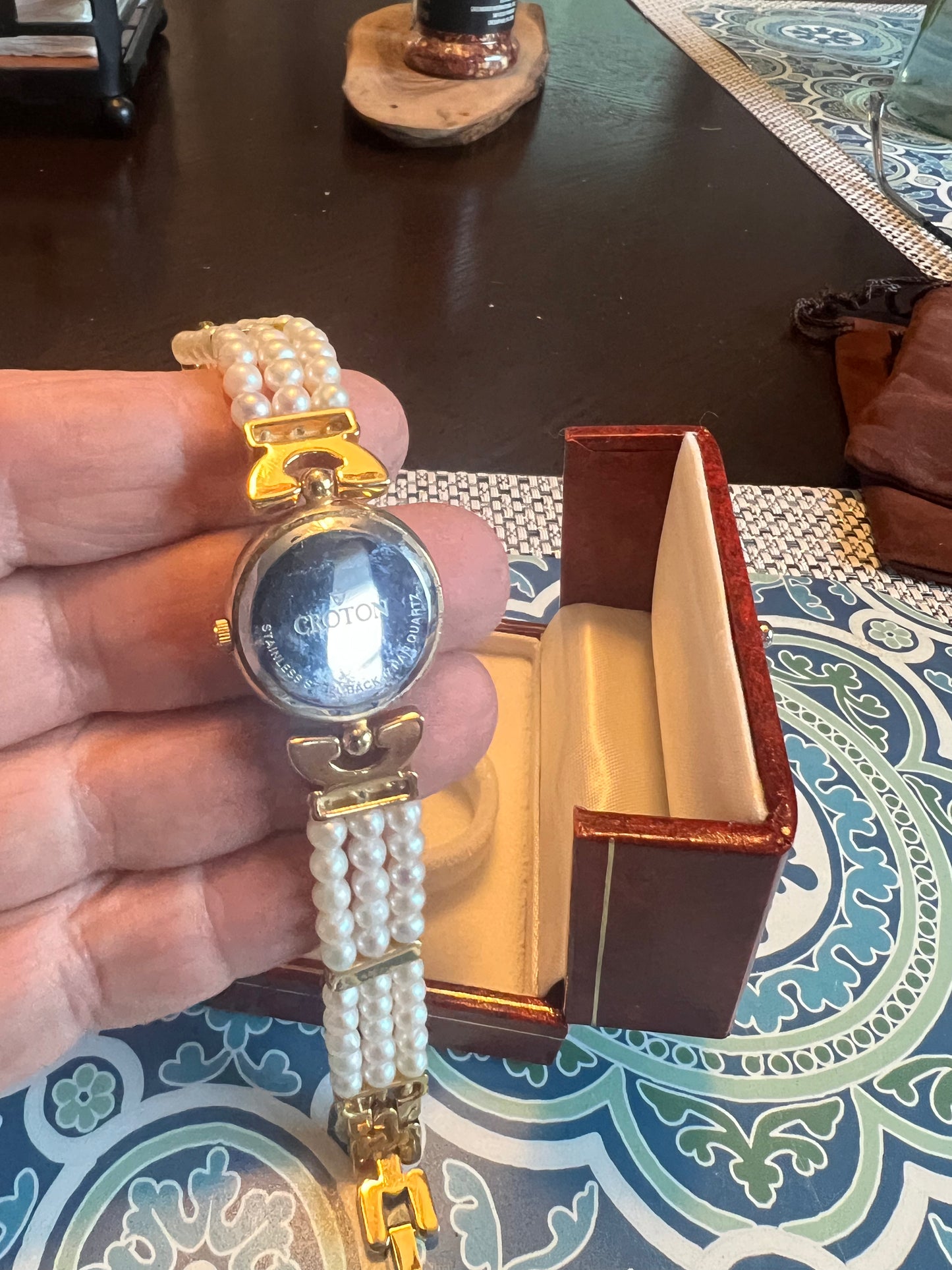 Vintage Croton ladies mother of pearl dial gold tone watch