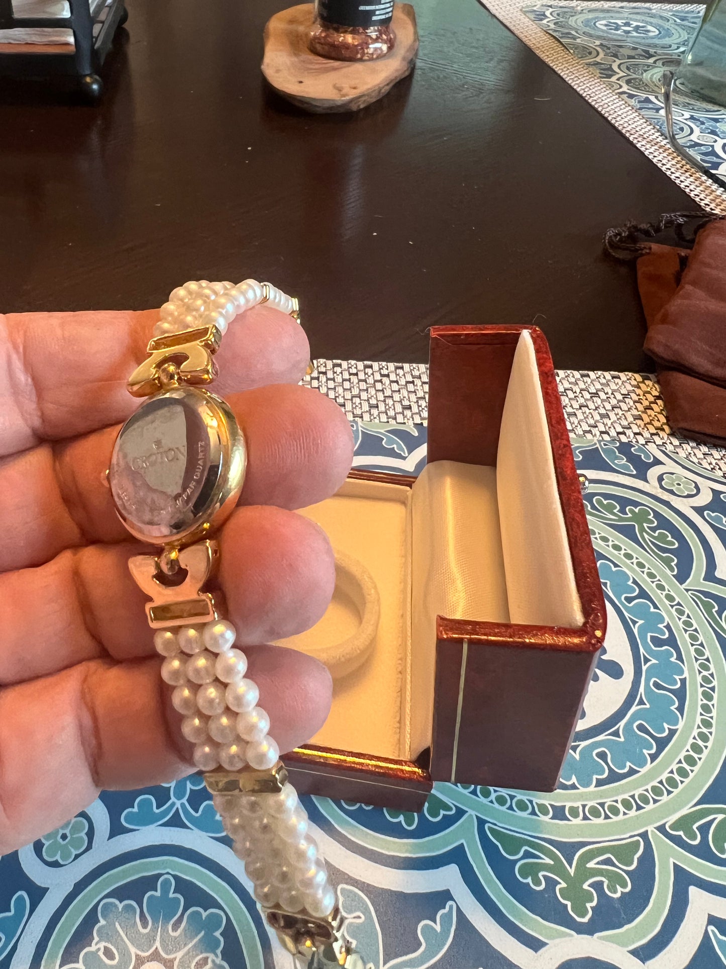 Vintage Croton ladies mother of pearl dial gold tone watch