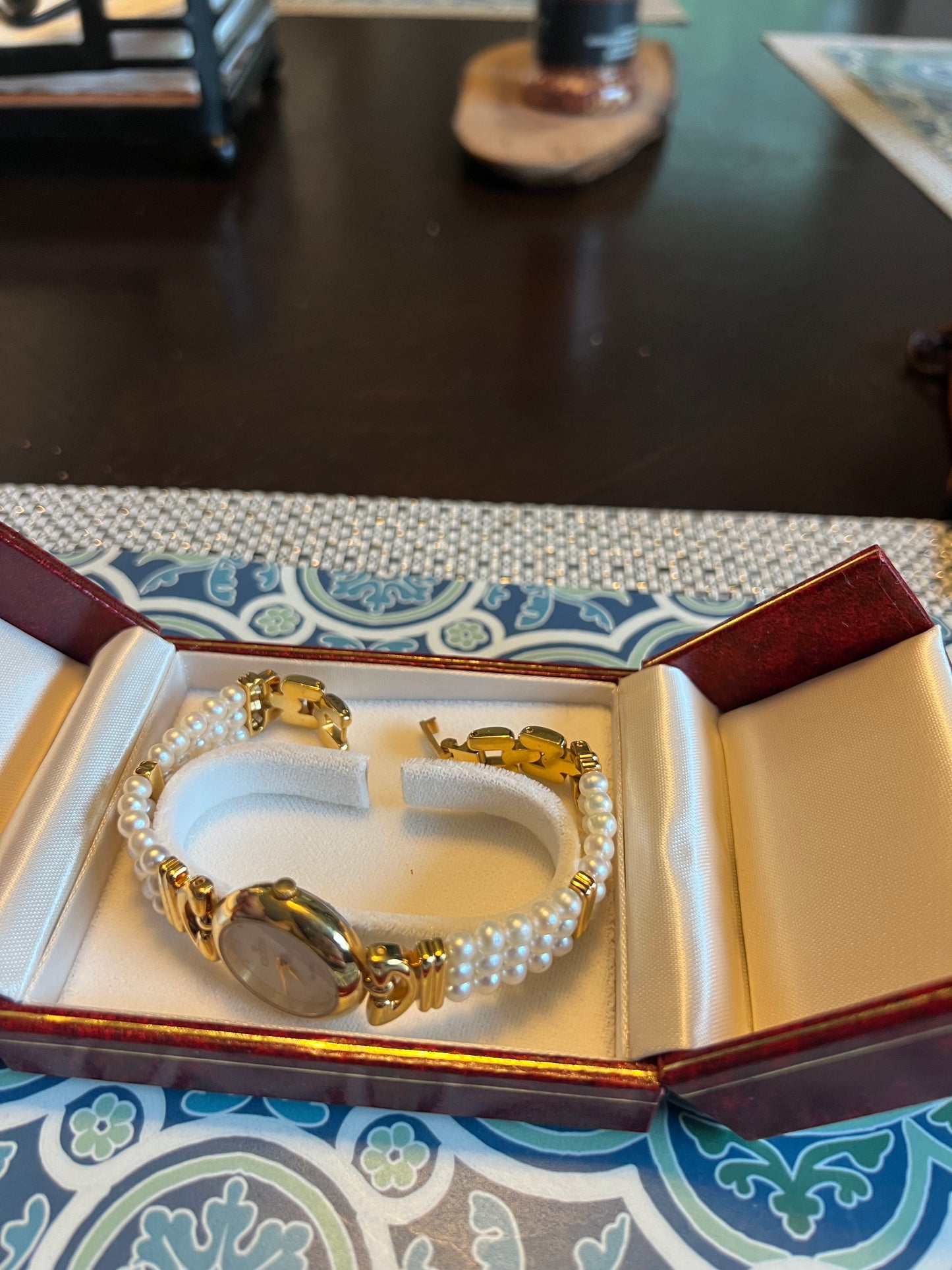 Vintage Croton ladies mother of pearl dial gold tone watch