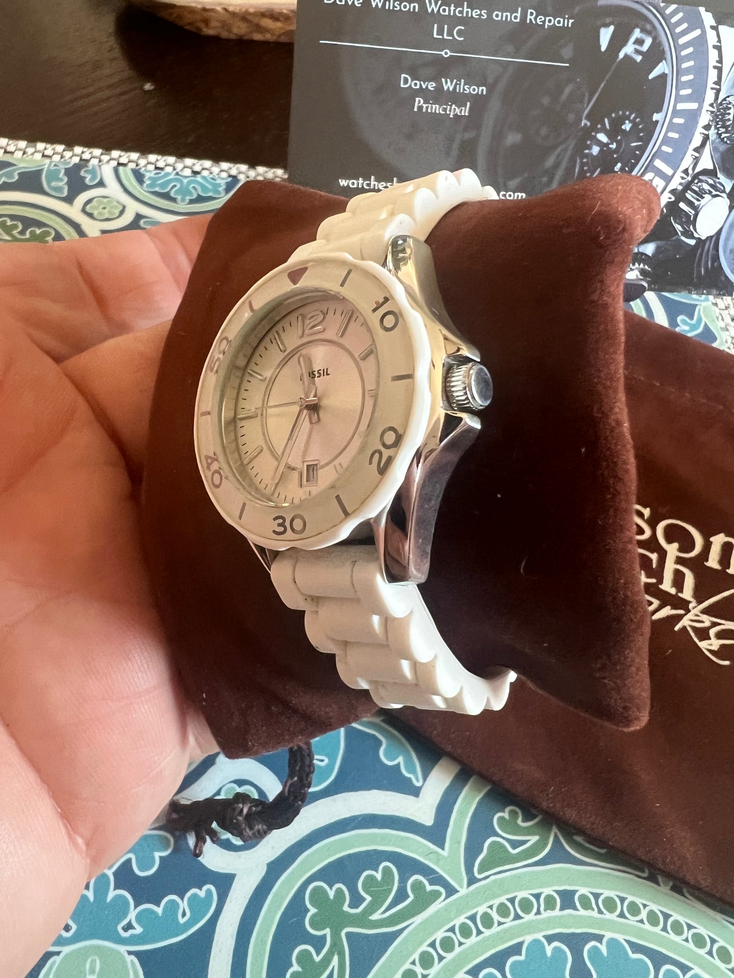 Ladies Fossil White Diver Watch rotating bezel