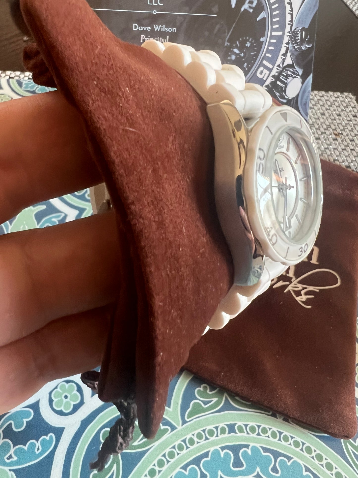 Ladies Fossil White Diver Watch rotating bezel