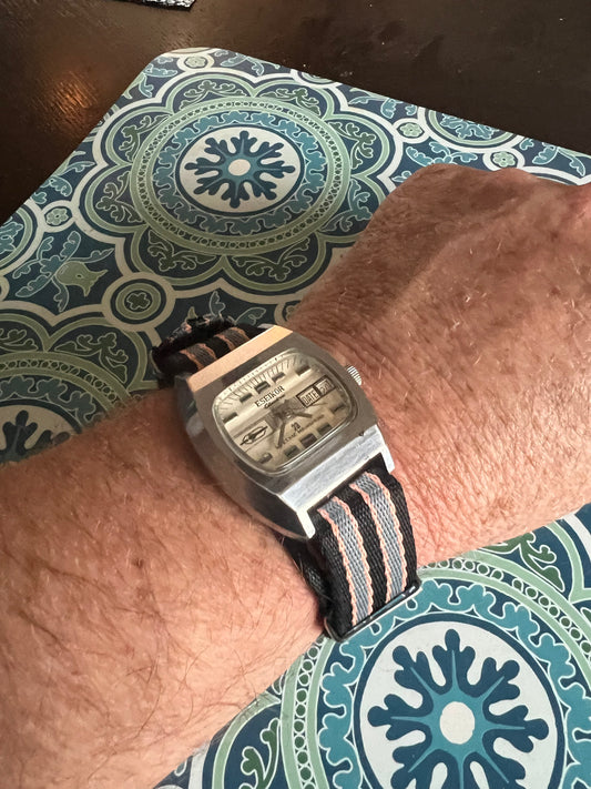 Men’s 1955 Eseikor winding watch