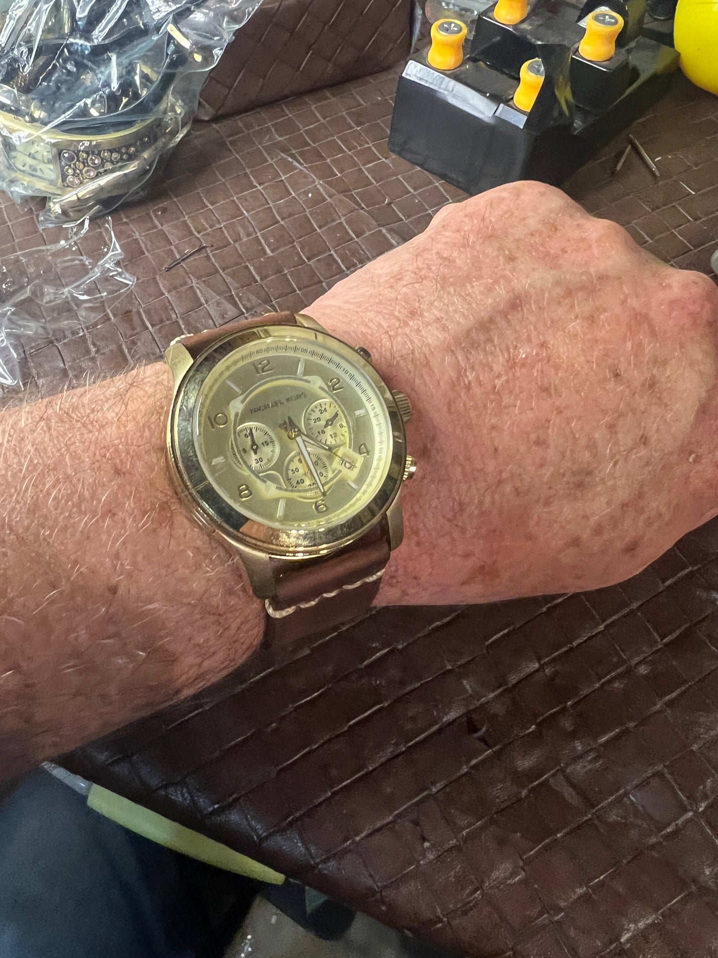 Michael Kors MK-8077 men’s chronograph watch