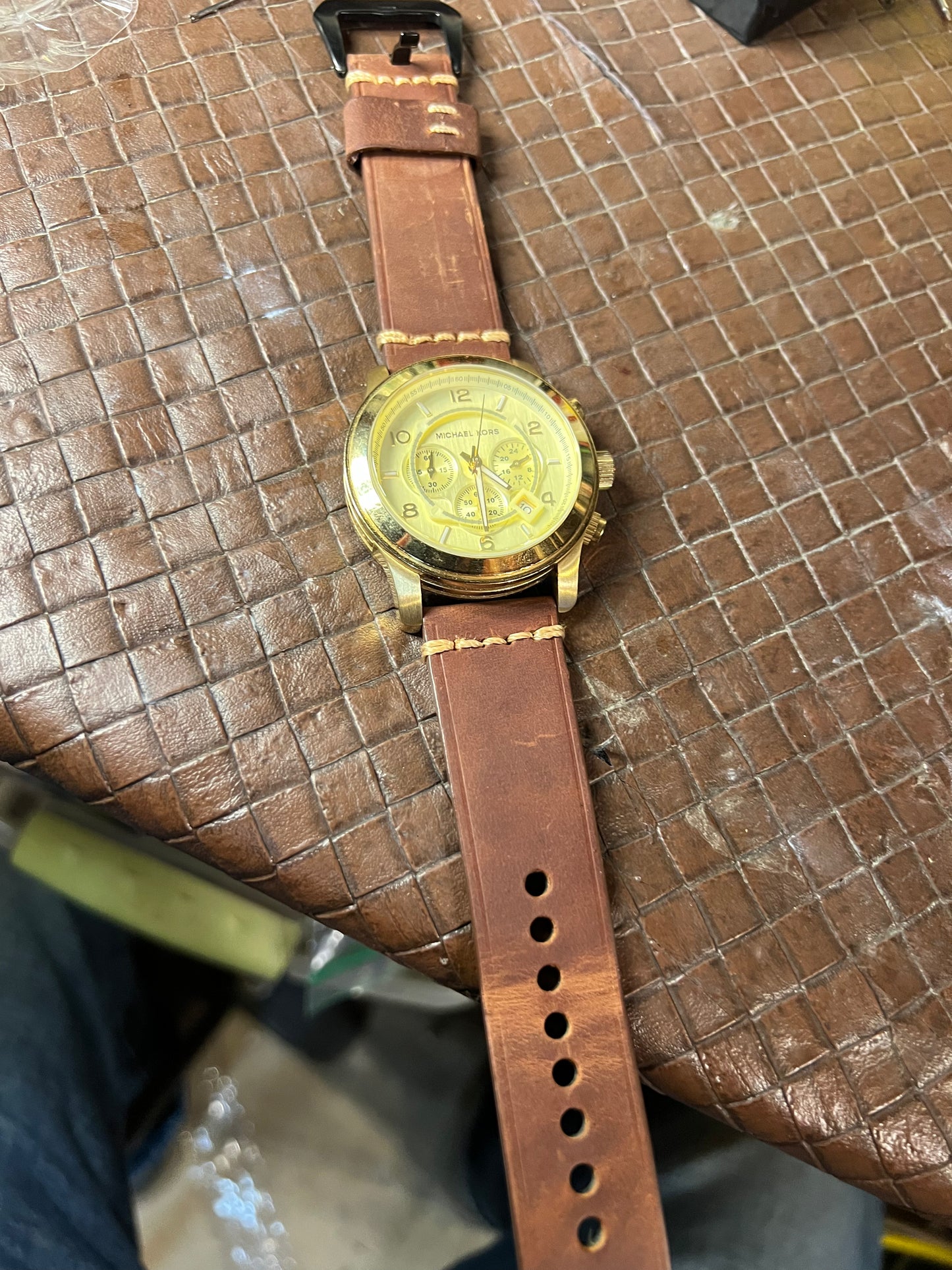 Michael Kors MK-8077 men’s chronograph watch