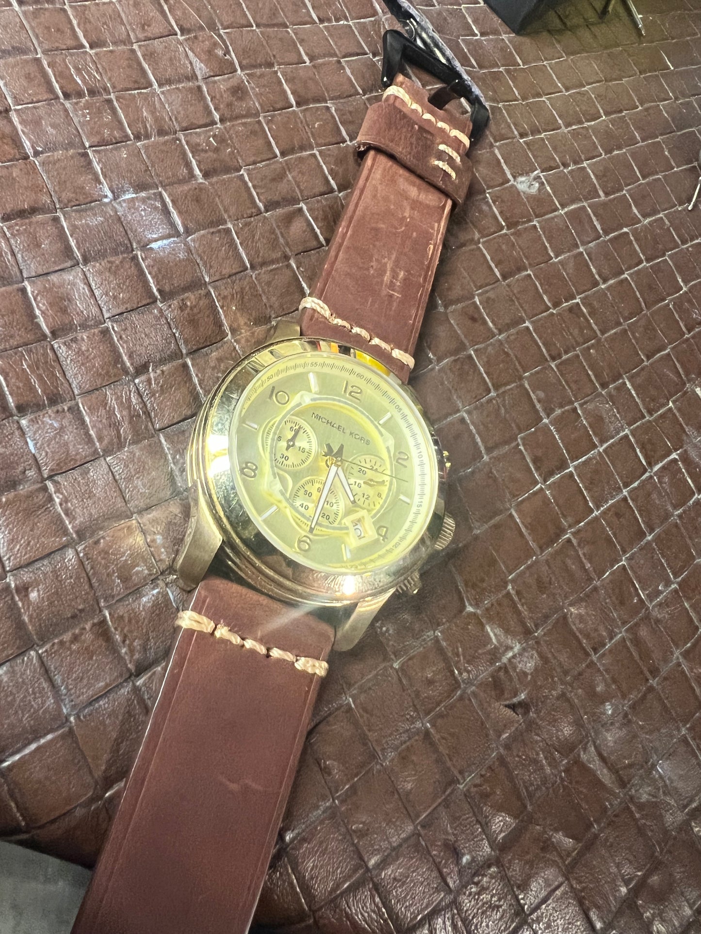 Michael Kors MK-8077 men’s chronograph watch