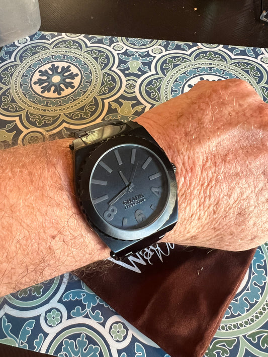 Freestyle Kracken Blackout Watch A126-12 Mint Condition Full Links