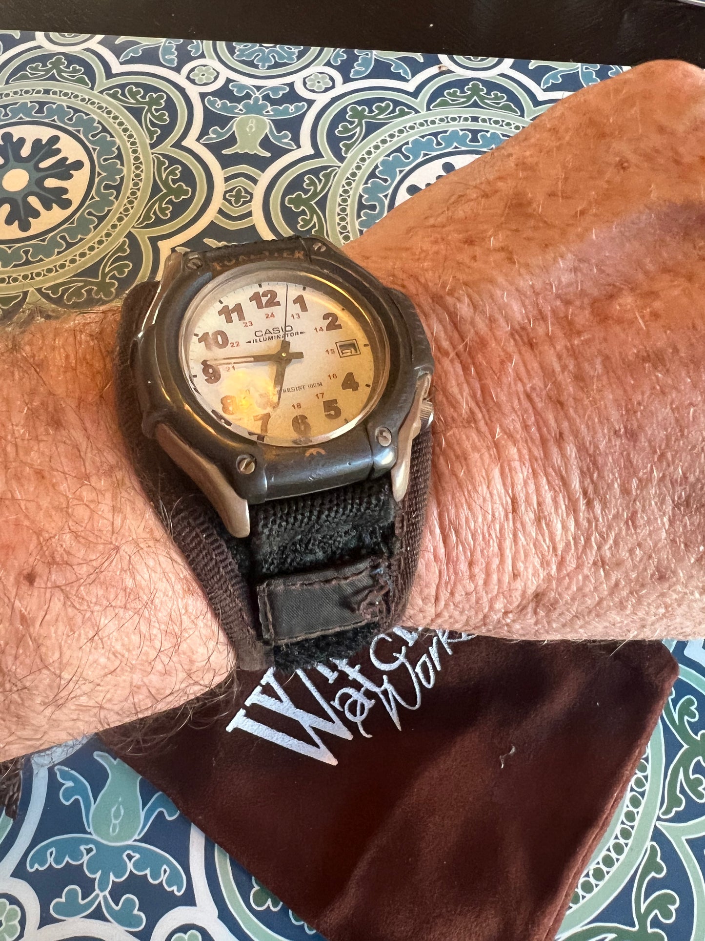 Men’s vintage Casio Forester brown/tan B5