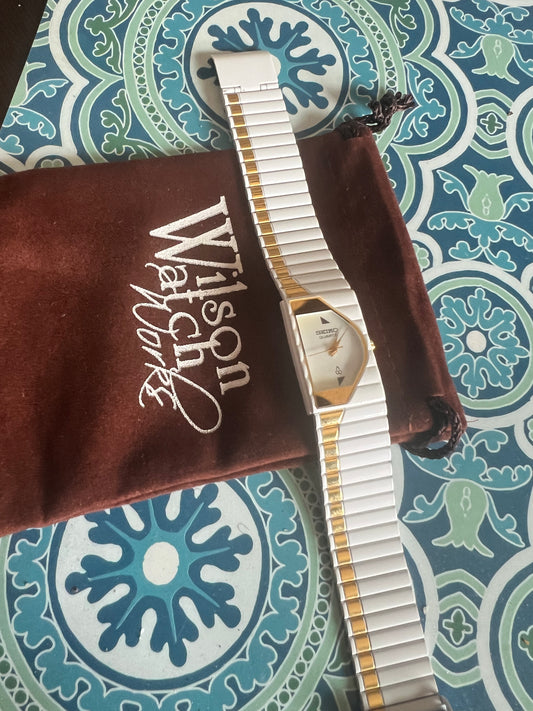 Vintage Seiko ladies “piano” watch b6