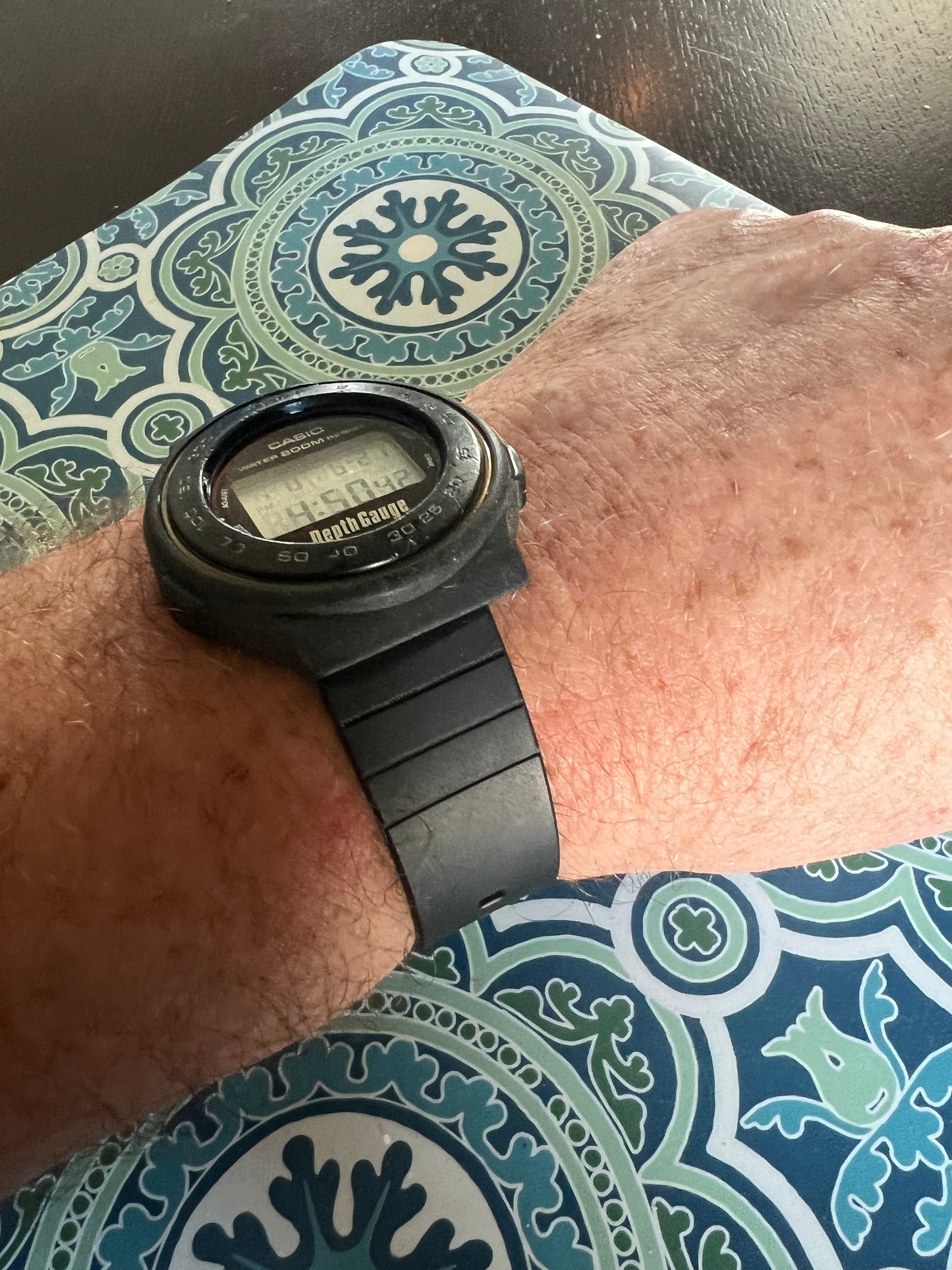 Rare Casio DG220DG depth gauge digital watch b6