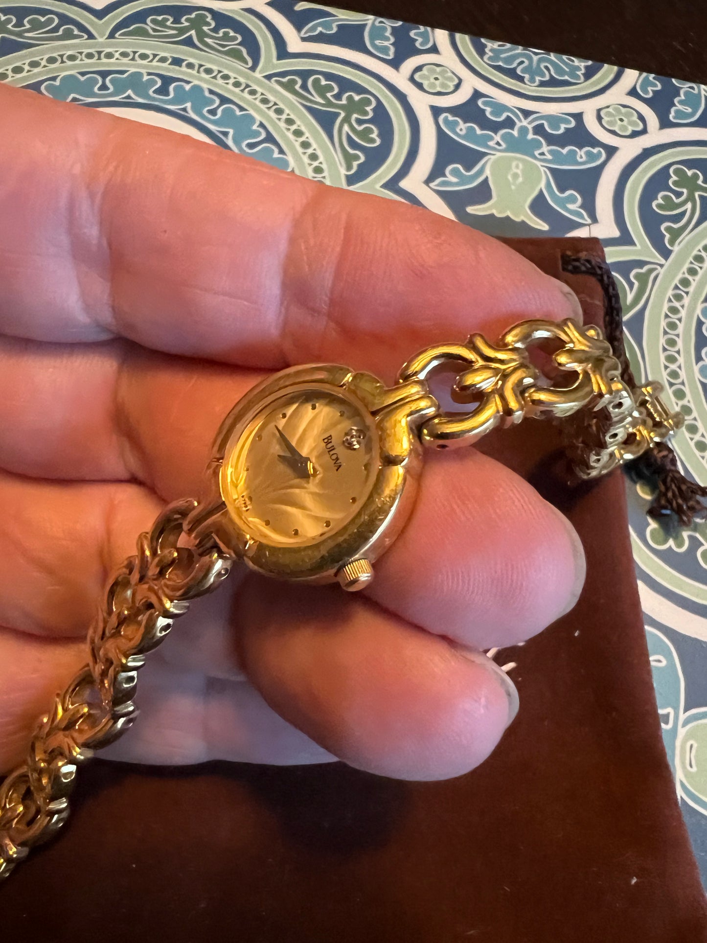 Ladies vintage Bulova gold tone diamond accent dainty watch b6