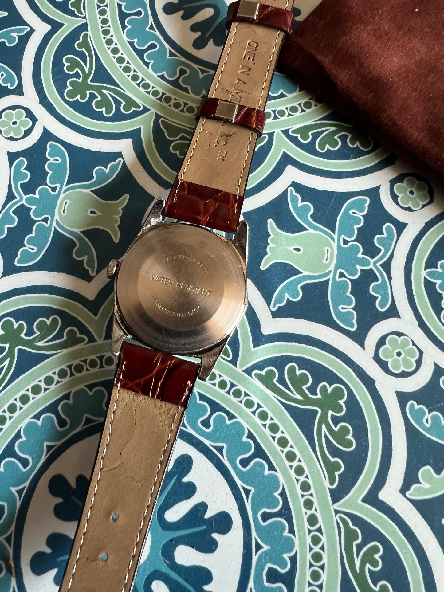 Men’s 31mm vintage mechanical trench watch. Serviced runs perfectly b6