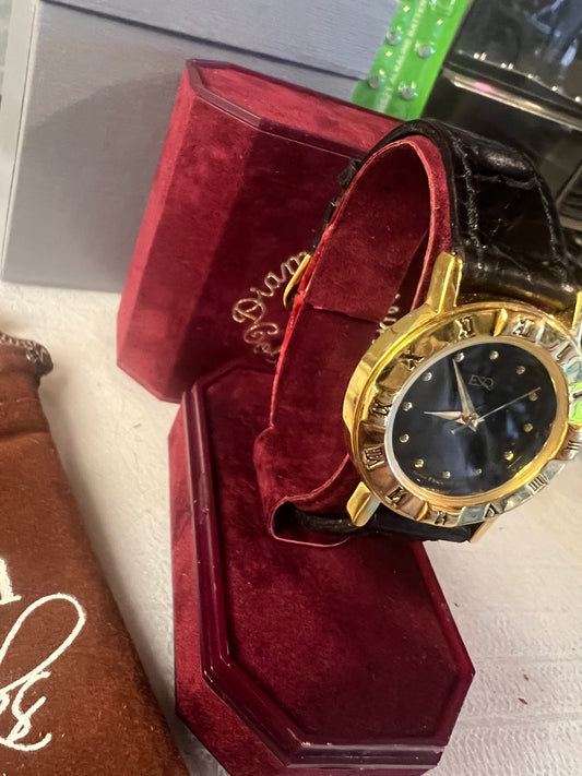 Dainty ESQ by Movado Swiss ladies watch gold tone B8