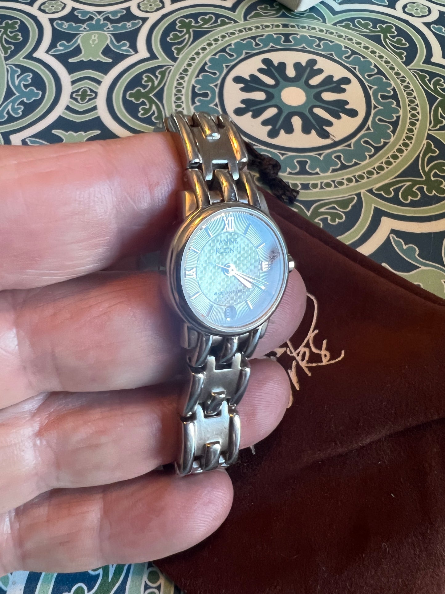 Ladies dainty cute tiny Anne Klein silver tone watch B8