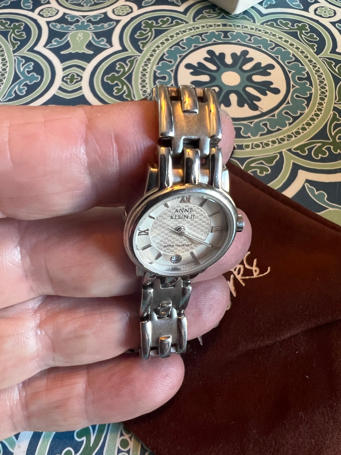 Ladies dainty cute tiny Anne Klein silver tone watch B8