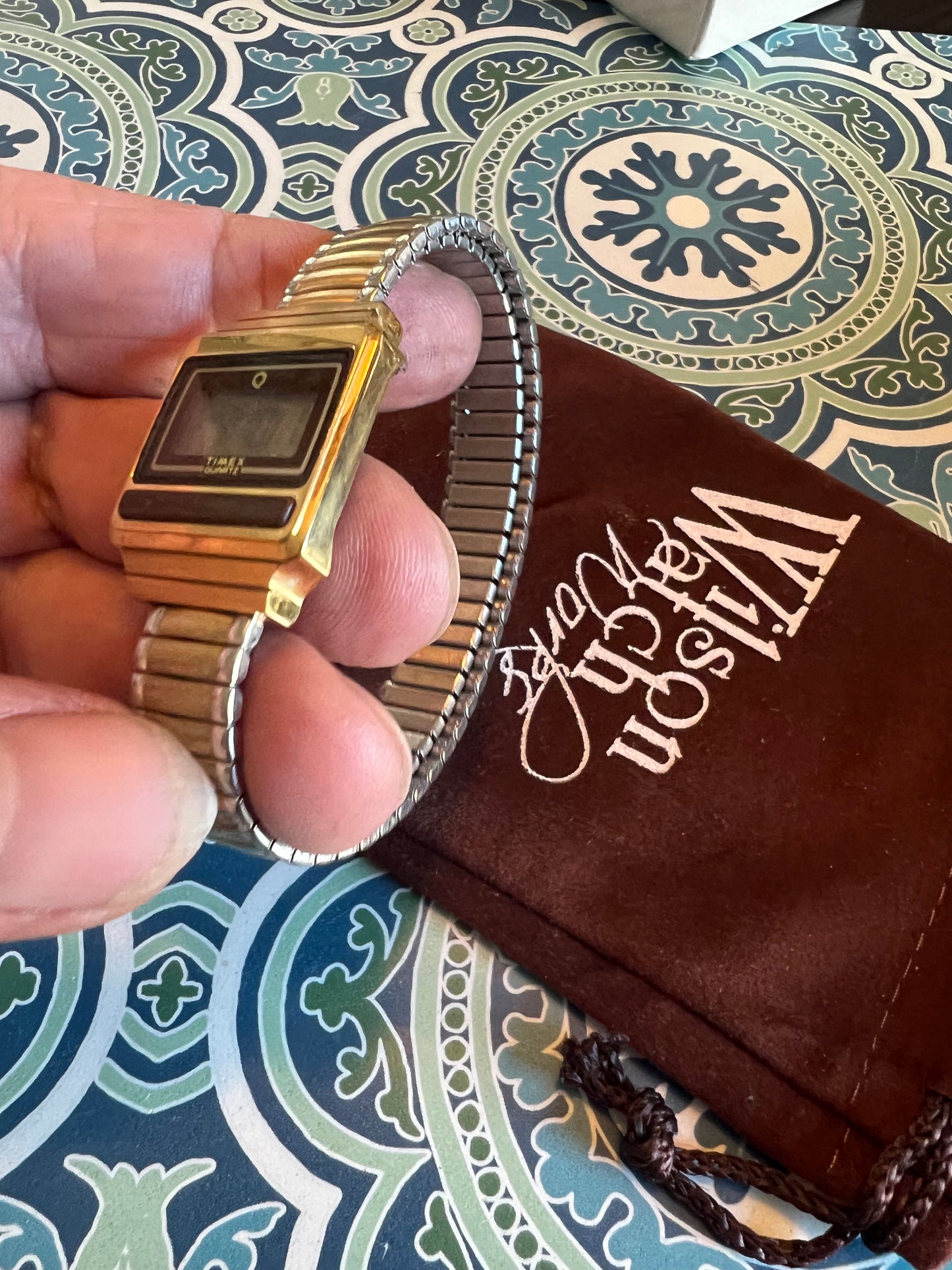 Vintage early 80’s gold tone Timex small dainty hipster digital watch B8