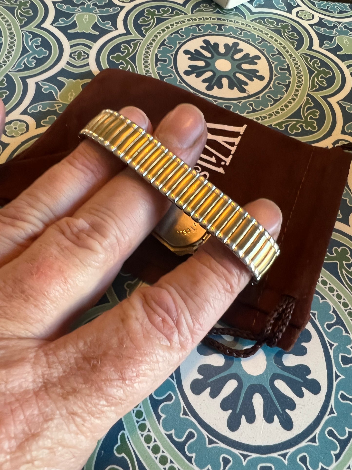 Vintage early 80’s gold tone Timex small dainty hipster digital watch B8